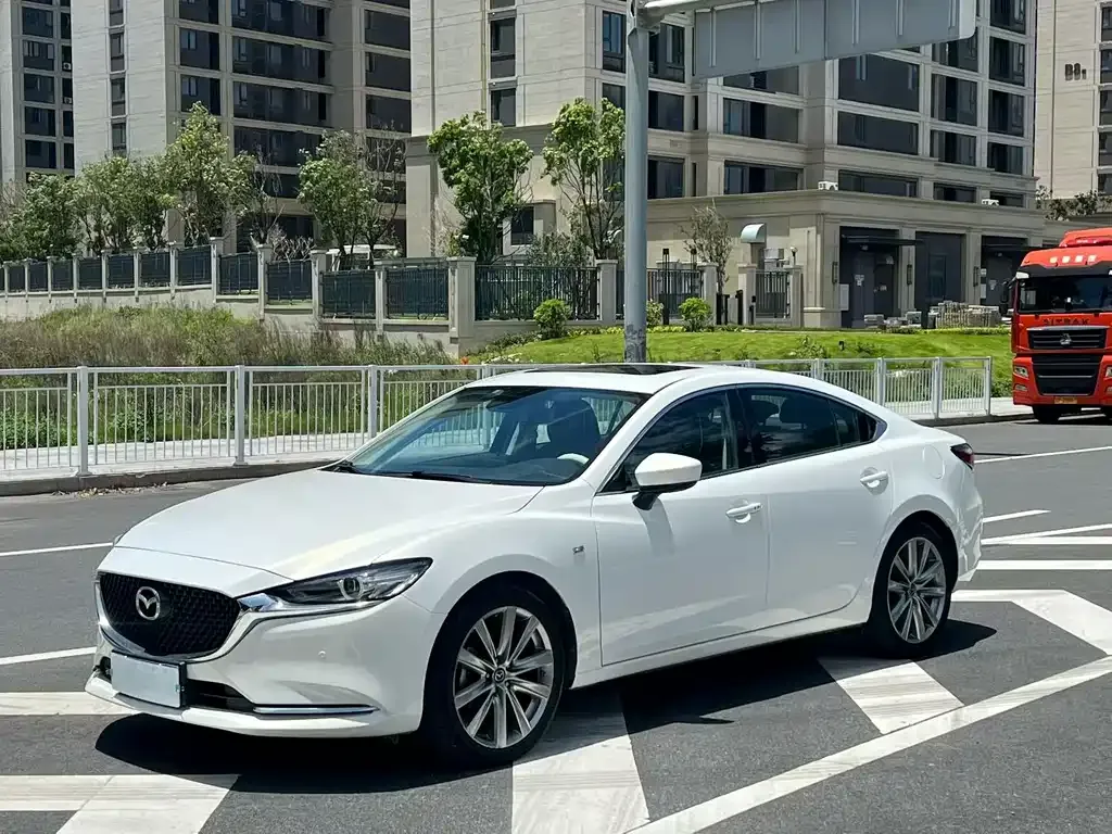 Mazda Atenza 2021 — фото 1 из 9