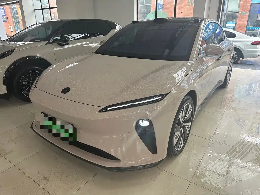 NIO ET5 2024