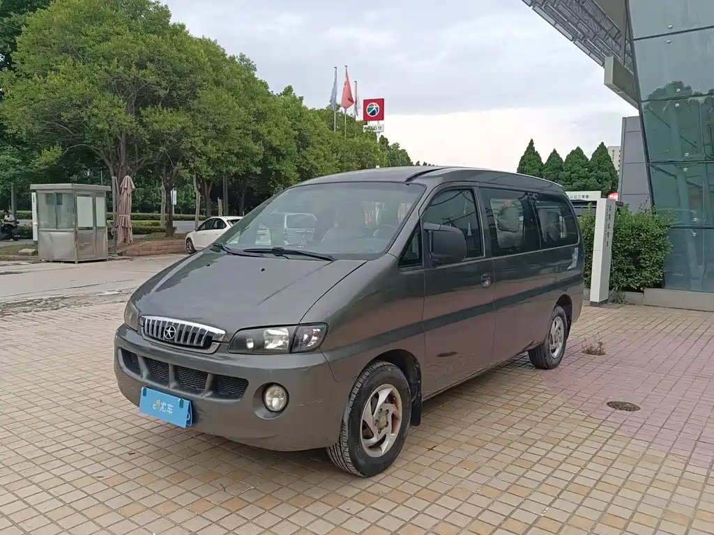 JAC Refine 2011