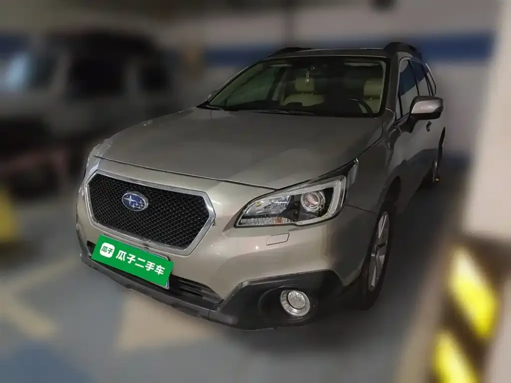 Subaru Outback 2015 — фото 1 из 25