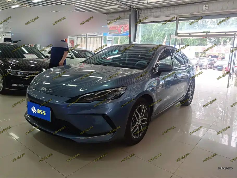 BYD Seal 05 DM-i 2025