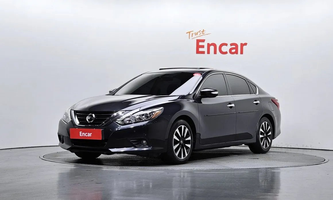 Nissan Altima 2018 — фото 1 из 20
