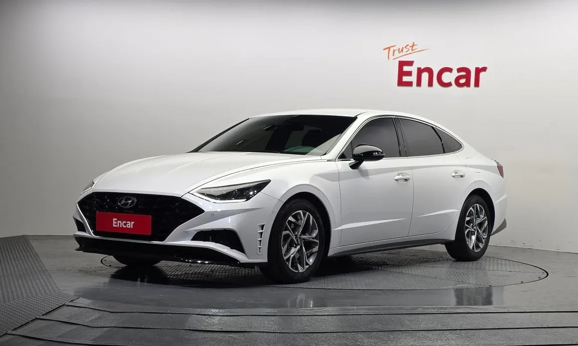 Hyundai Sonata 2022 — фото 1 из 19