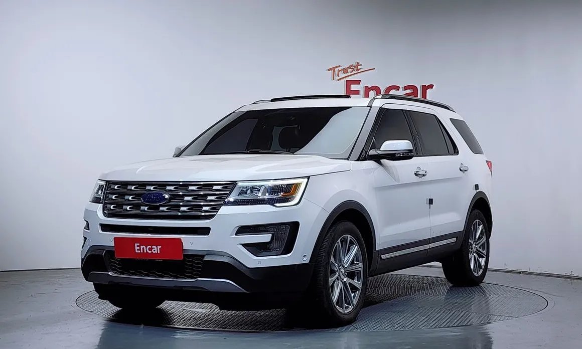 Ford Explorer 2016 — фото 1 из 20