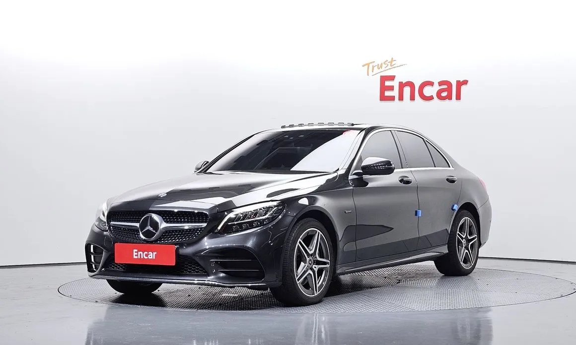 Mercedes-Benz C-Class 2020 — фото 1 из 35