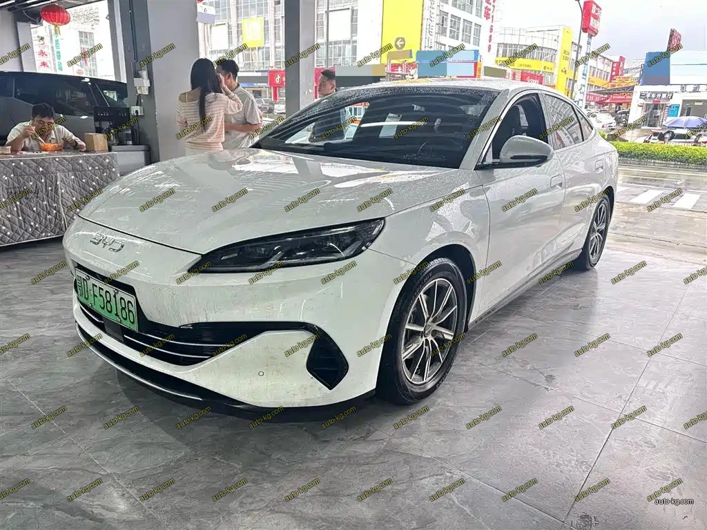 BYD 海豹06 2025