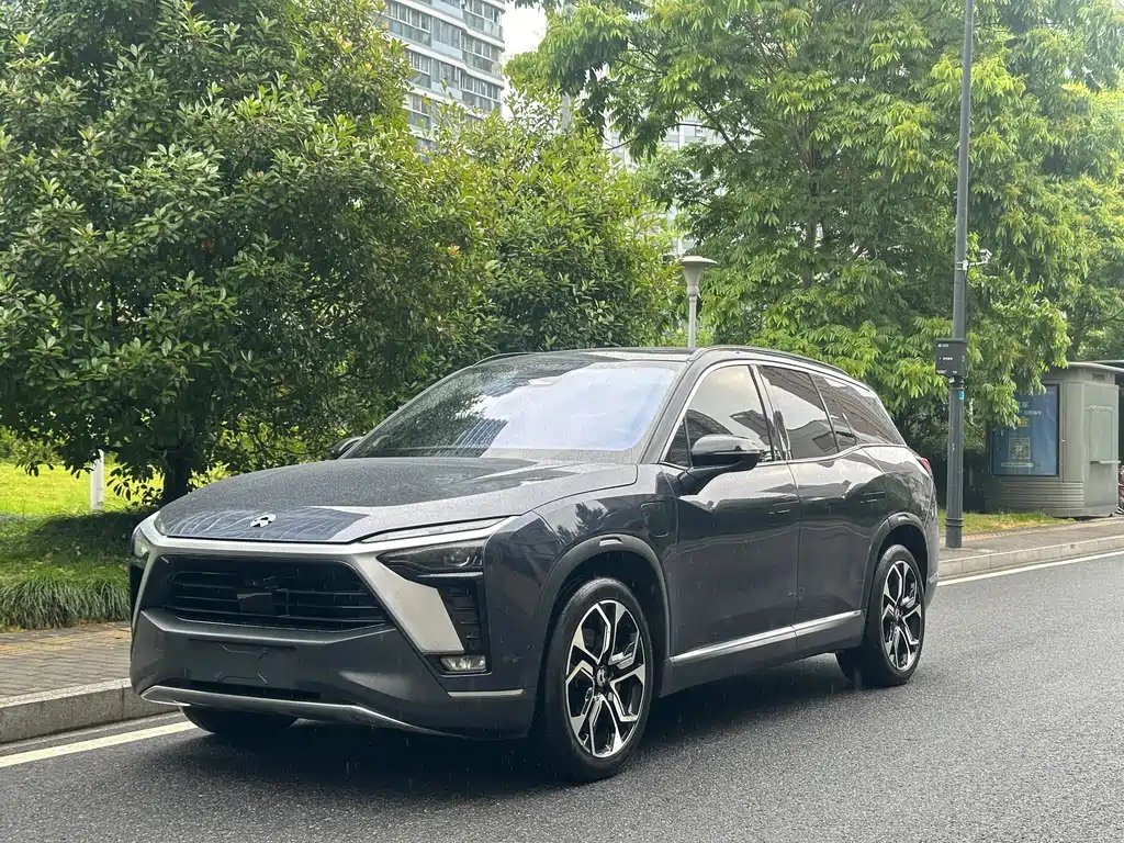 NIO ES8 2020