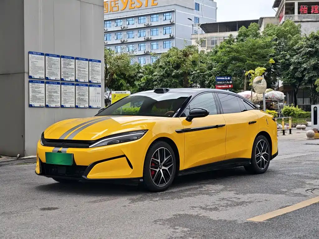 BYD 汉L 2025