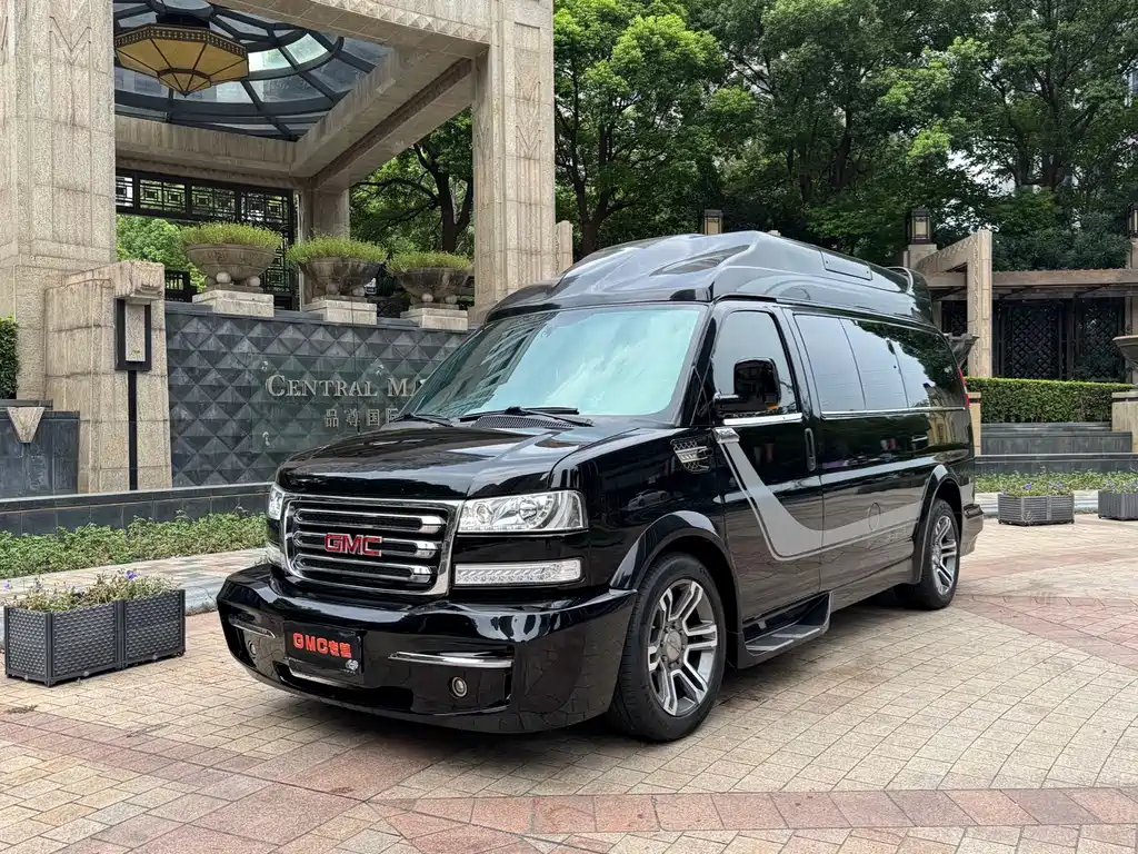 GMC Savana 2020