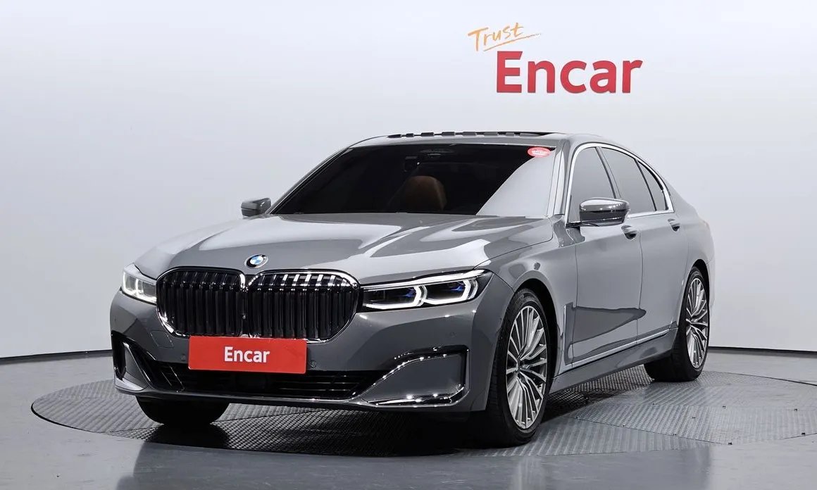 BMW 7-Series 2021 — фото 1 из 20