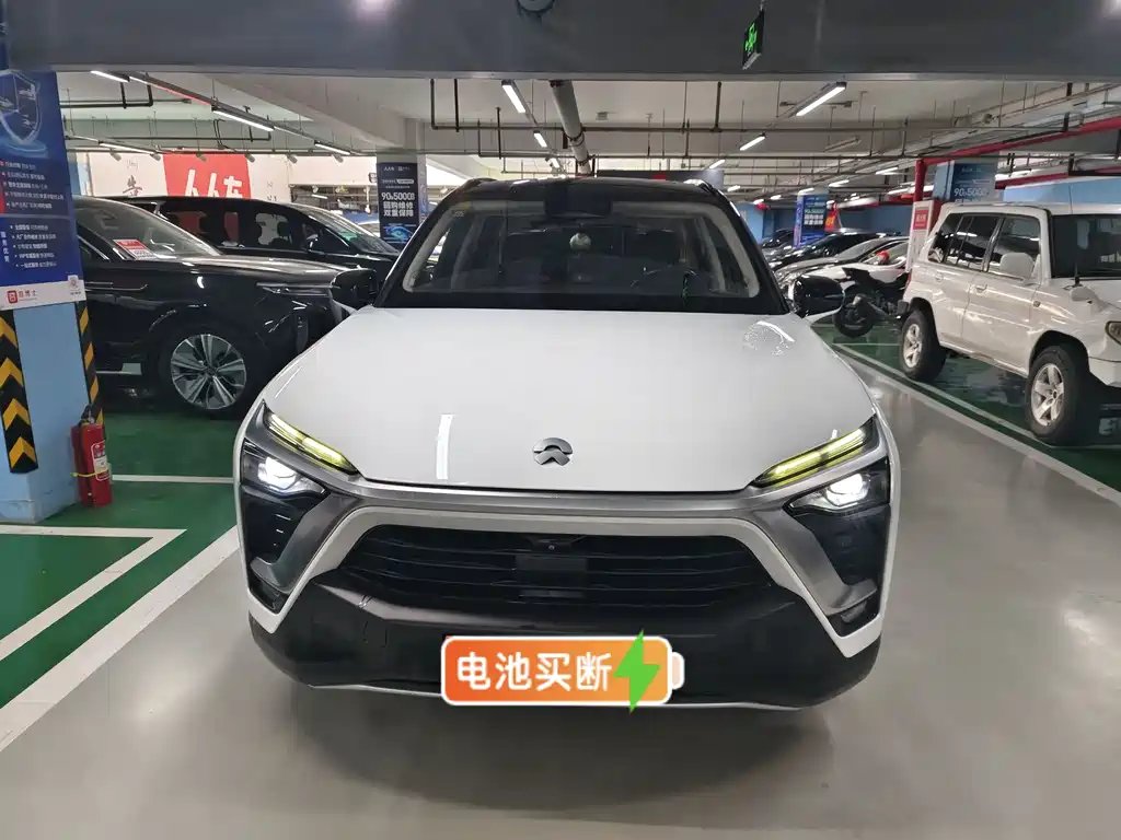 NIO ES8 2018