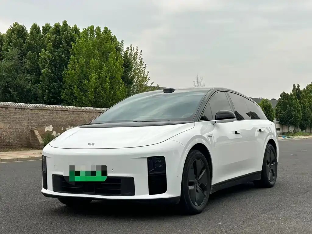 Li Auto Lii6 2025