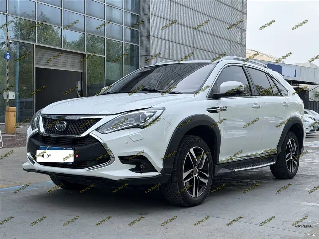 BYD Tang New Energy 2015