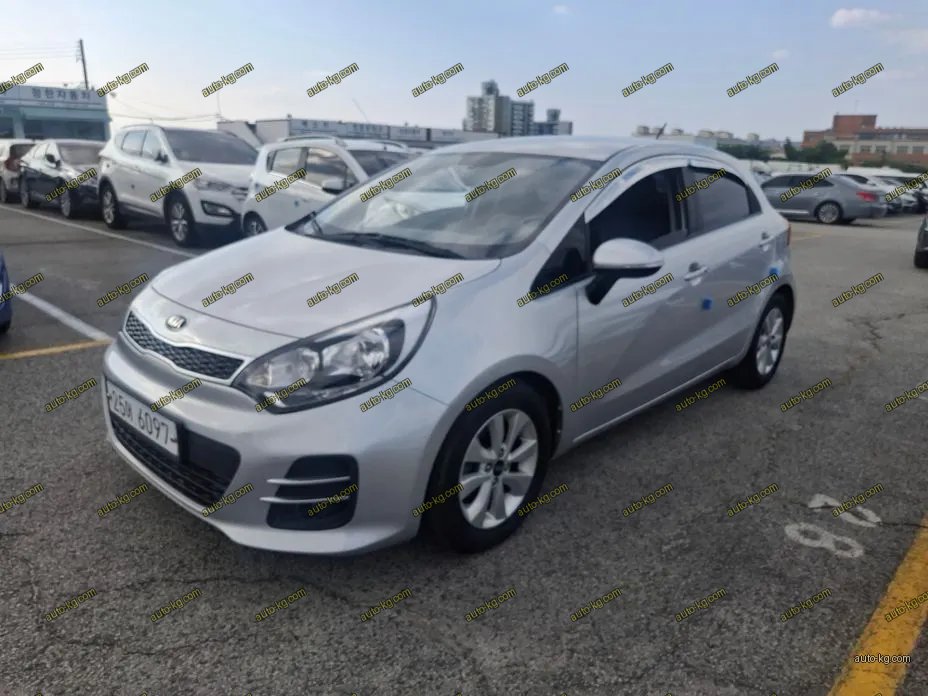 Kia Pride 2015