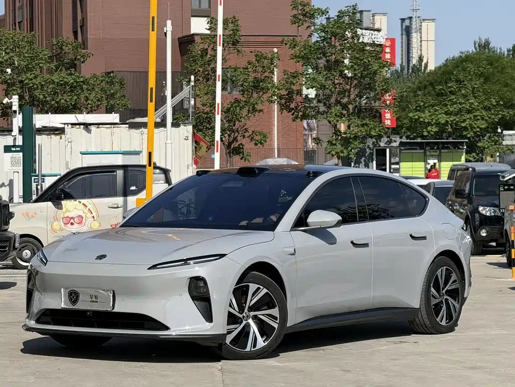 NIO ET5 2023