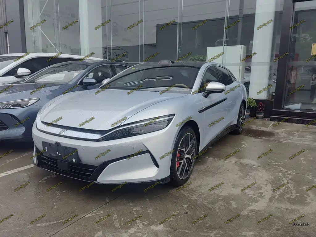 BYD 汉L 2025