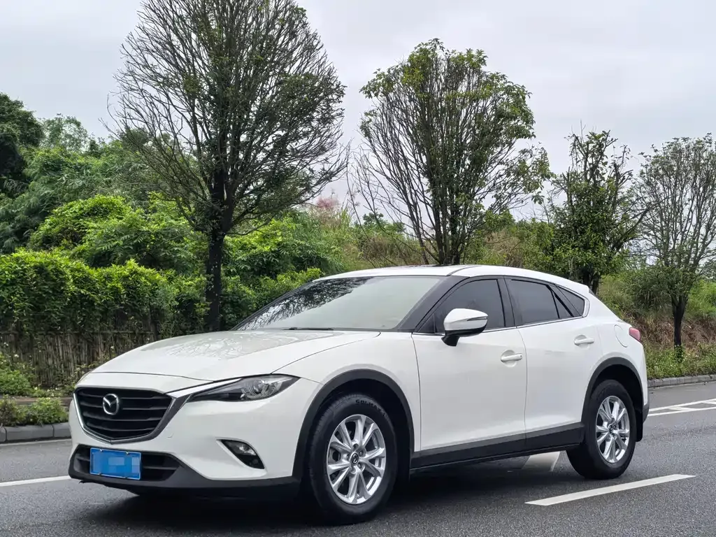 Mazda CX-4 2018 — фото 1 из 9