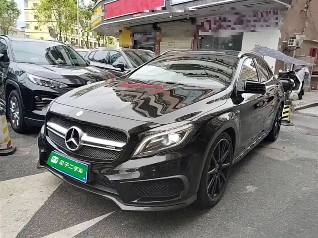 Mercedes-Benz GLA AMG 2016