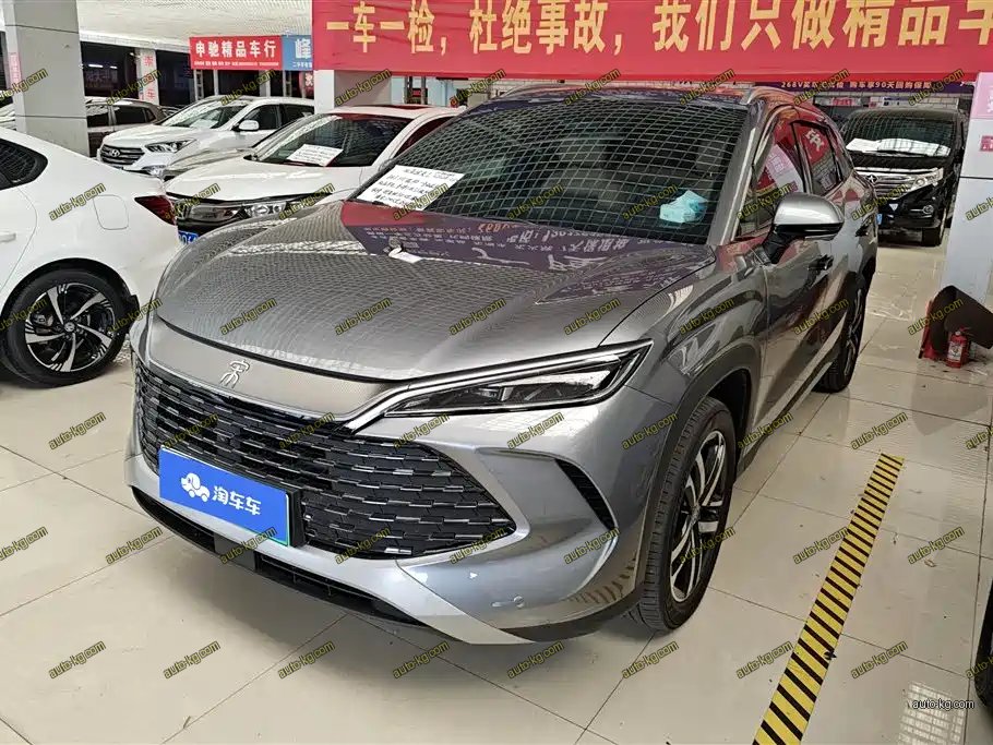 BYD L DM-i 2024