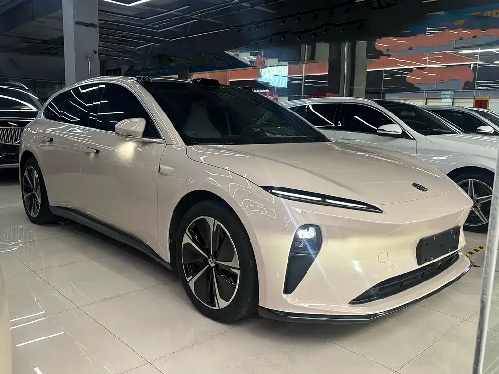 NIO ET5T 2023