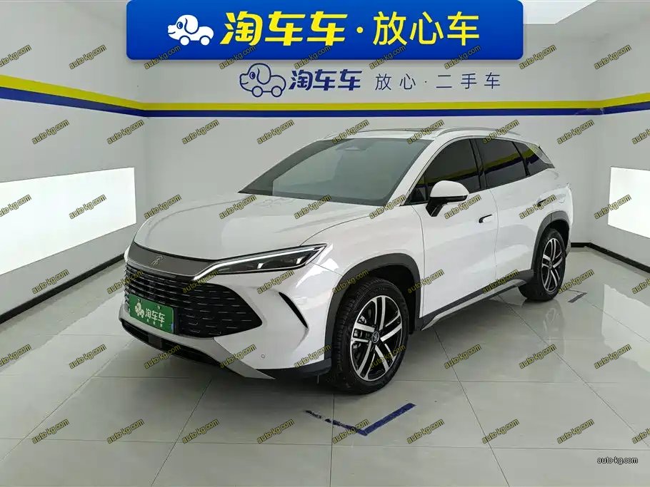 BYD L DM-i 2024