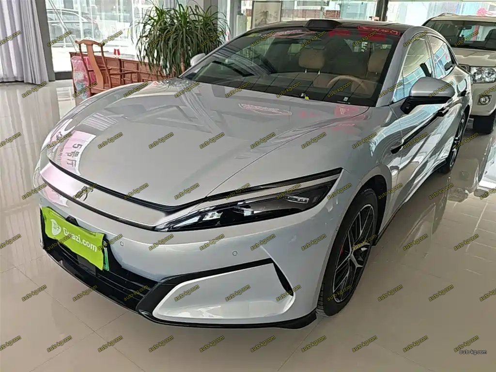 BYD 汉L 2025