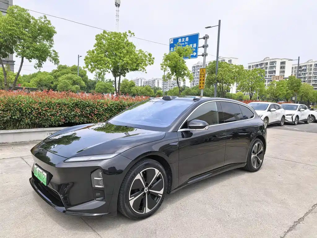 NIO ET5T 2025