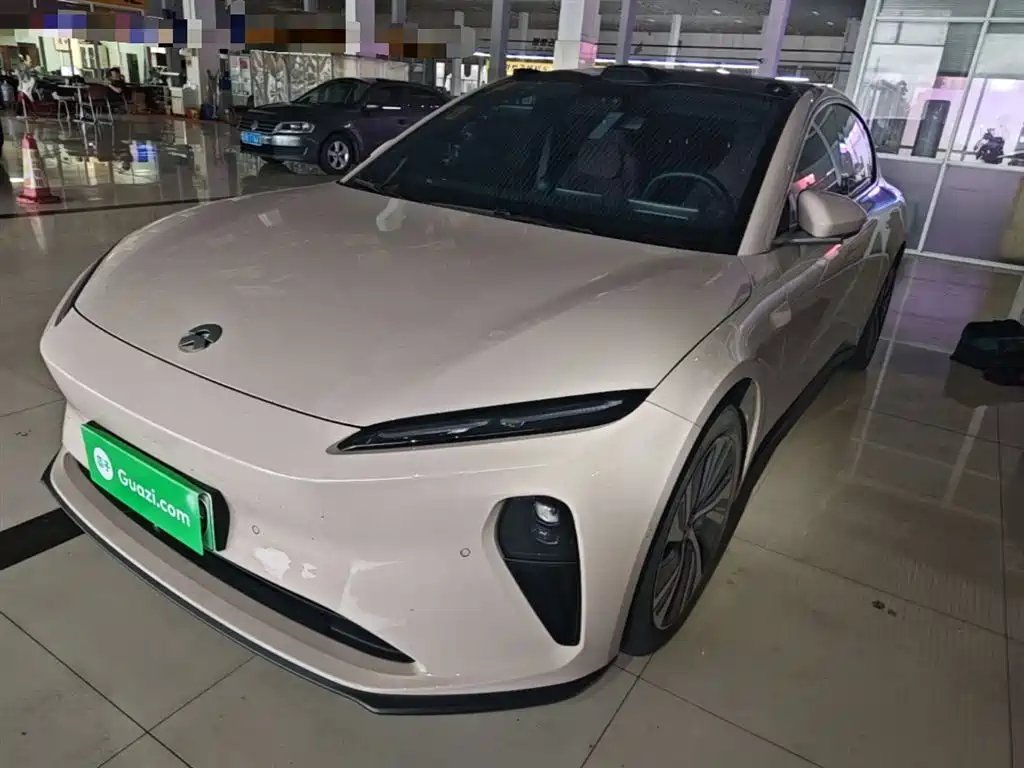 NIO ET5 2024