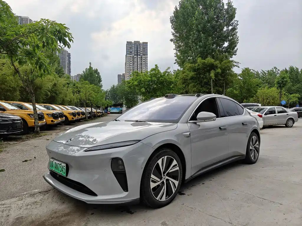 NIO ET5 2023
