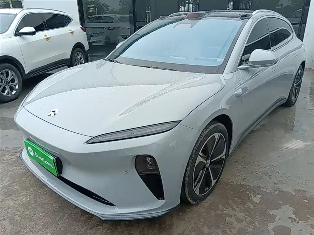 NIO ET5T 2024