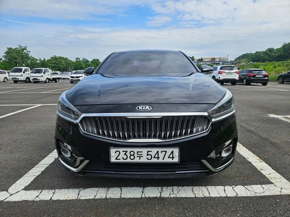 Kia K7 2017 — фото 1 из 20