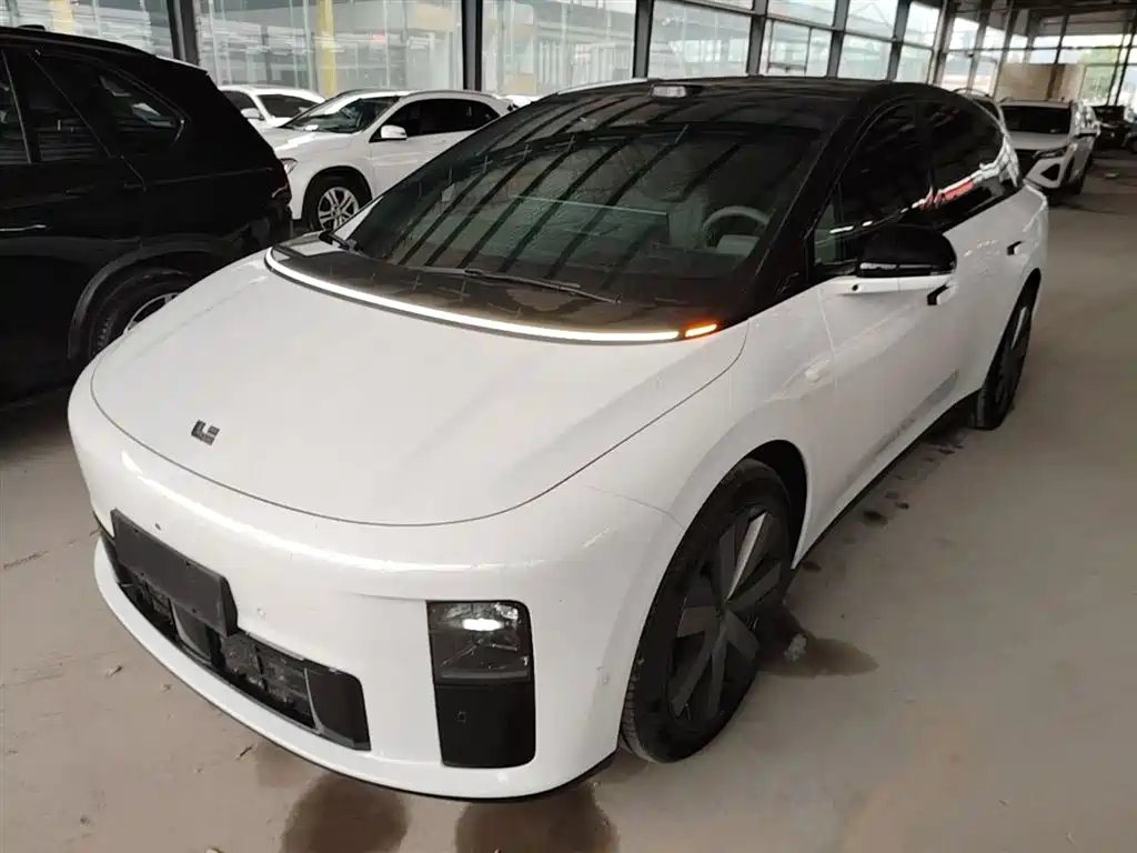 Li Auto Lii6 2025