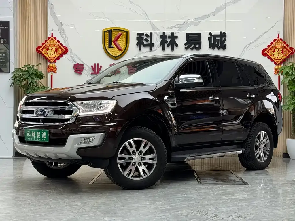 Ford Everest 2018 — фото 1 из 34