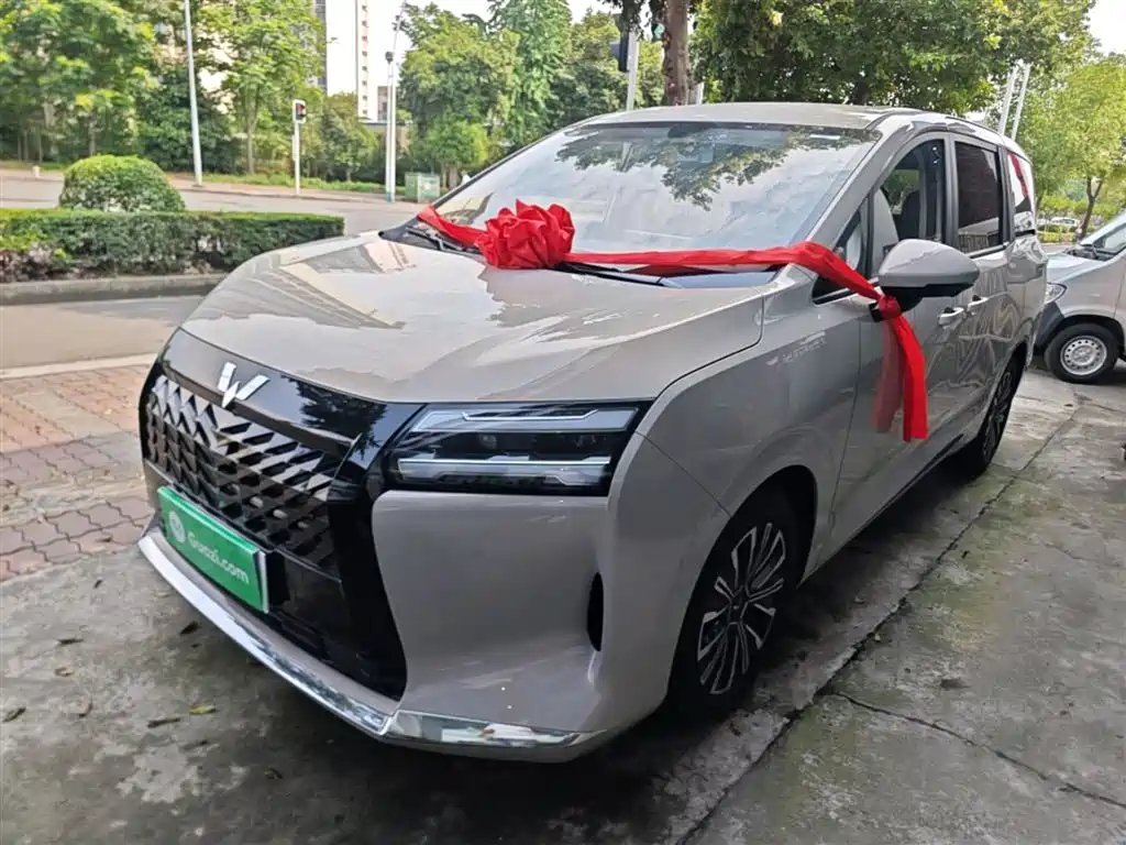 Wuling Starlight730NEV 2025