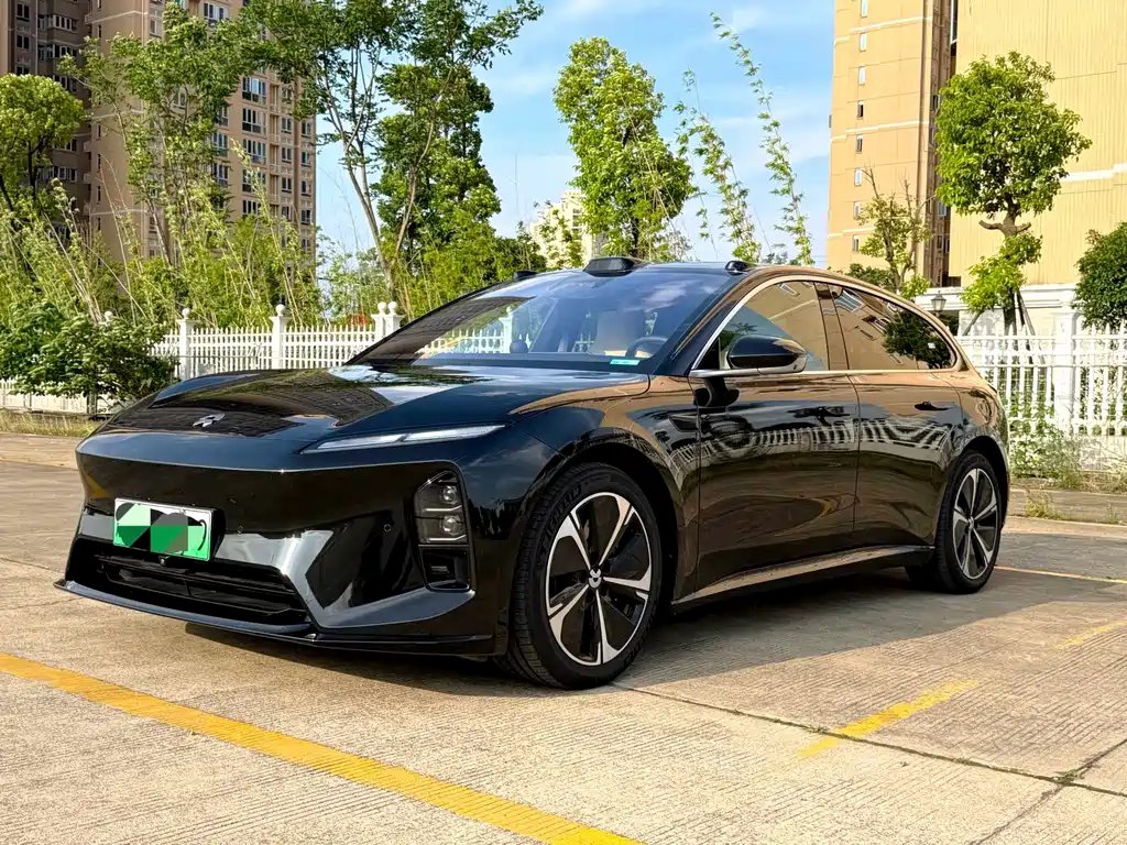 NIO ET5T 2025