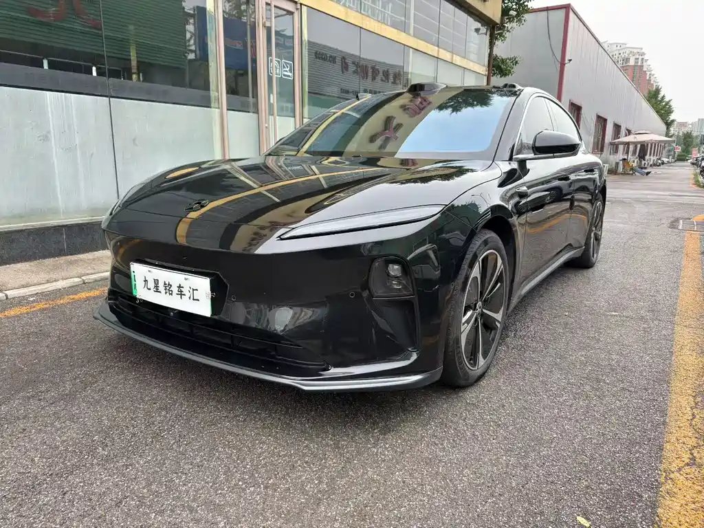 NIO ET5T 2024