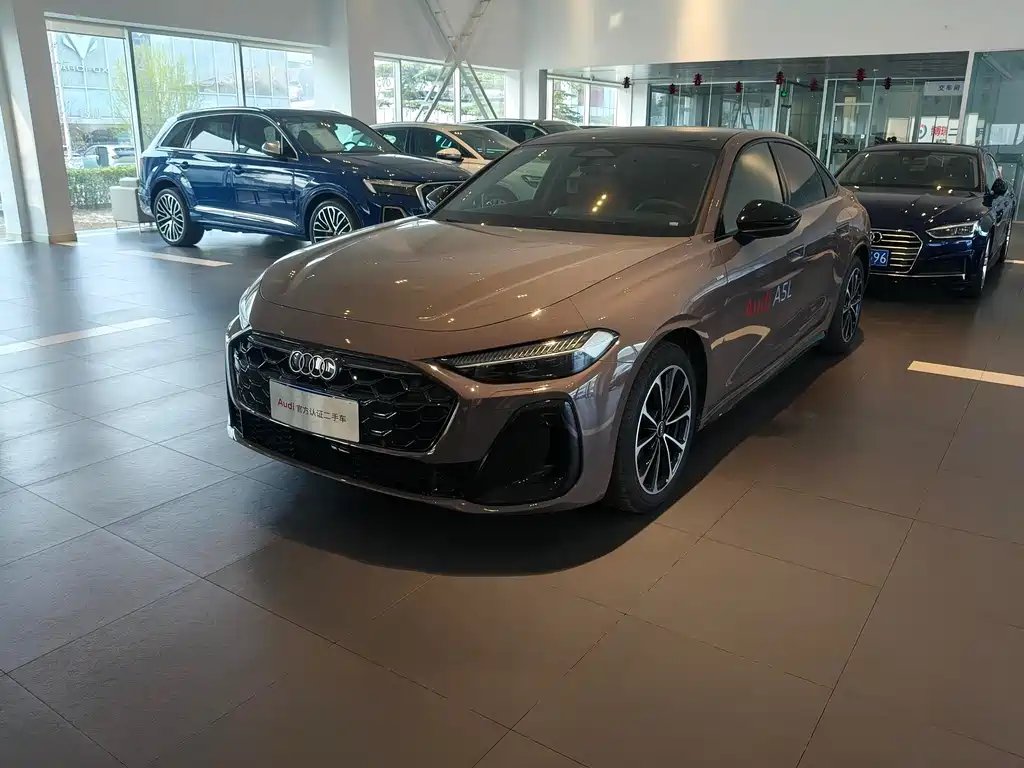 Audi AudiA5L 2025