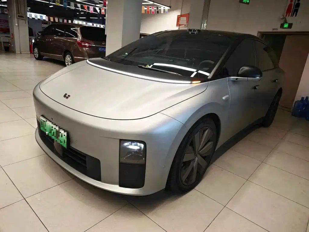 Li Auto Lii6 2025