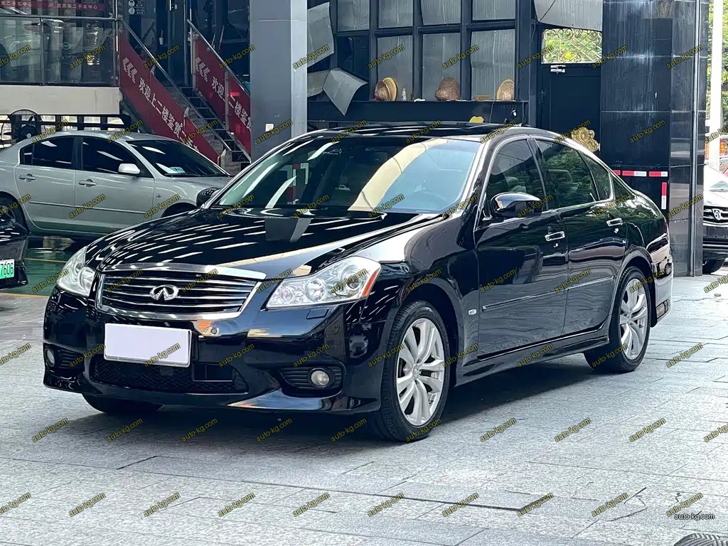 Infiniti M 2008