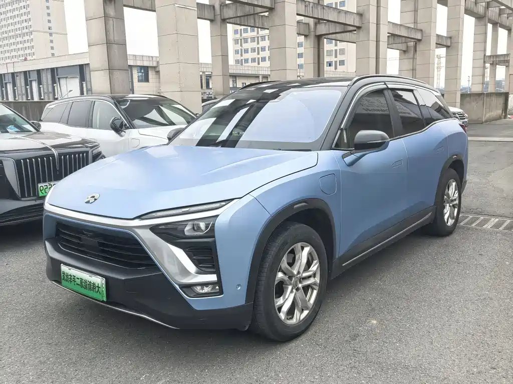 NIO ES8 2019