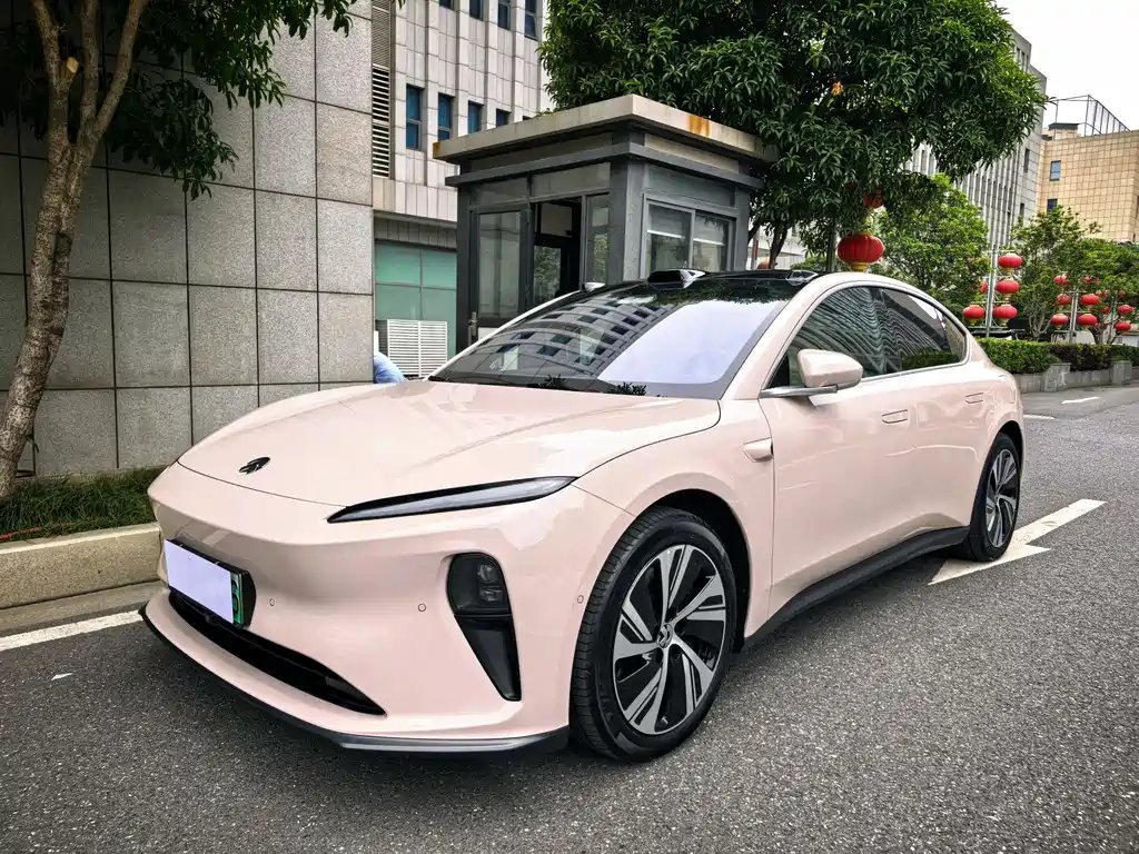 NIO ET5 2025