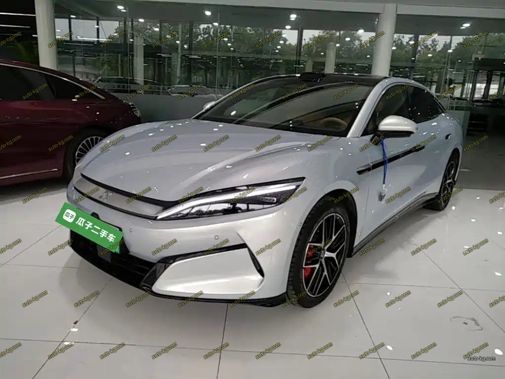 BYD 汉L 2025