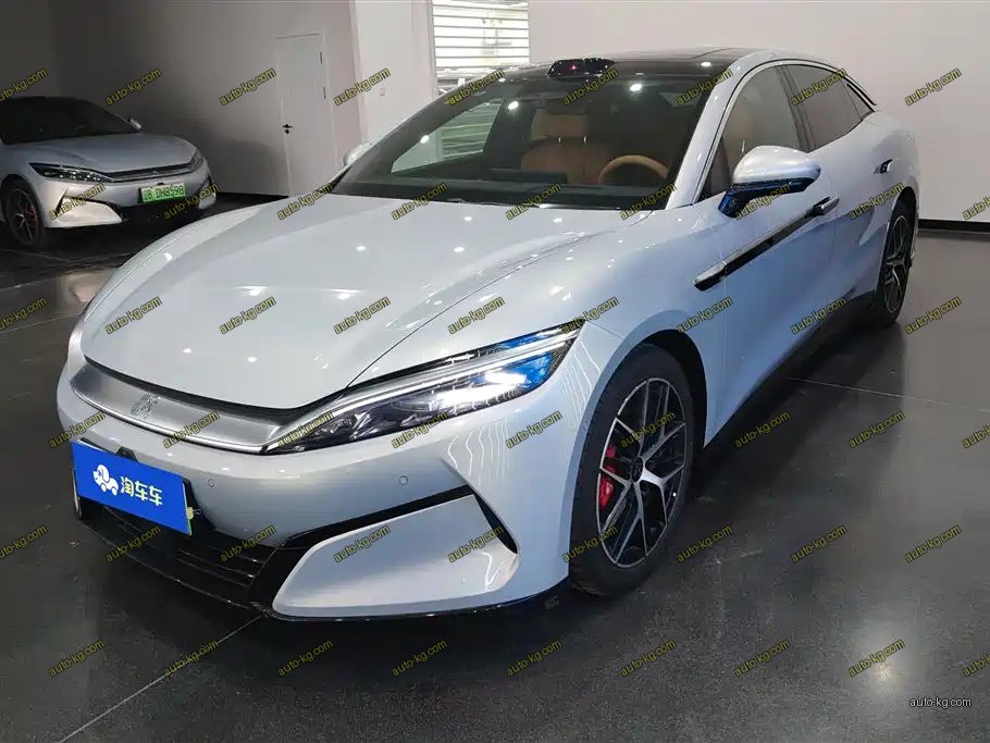 BYD 汉L 2025