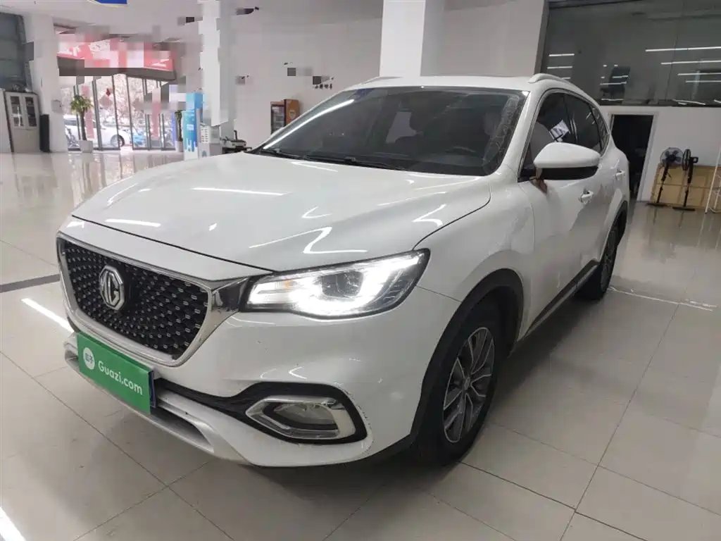 MG HS 2022