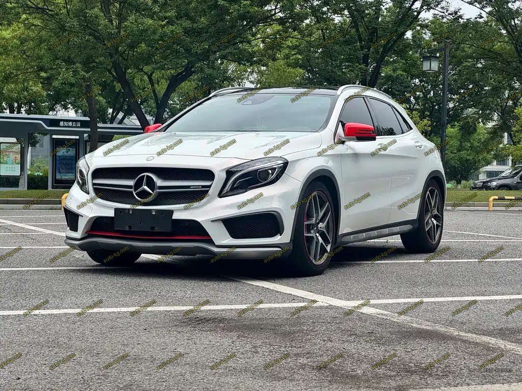 Mercedes-Benz GLA AMG 2016