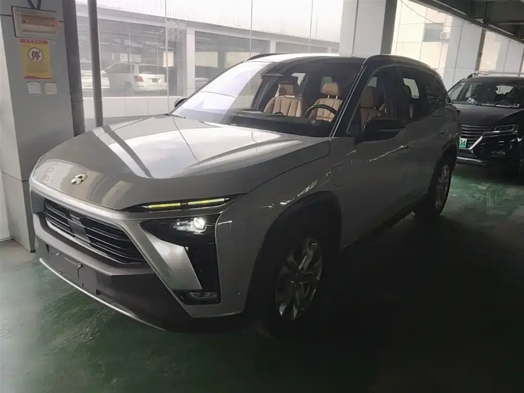 NIO ES8 2020 — фото 1 из 25