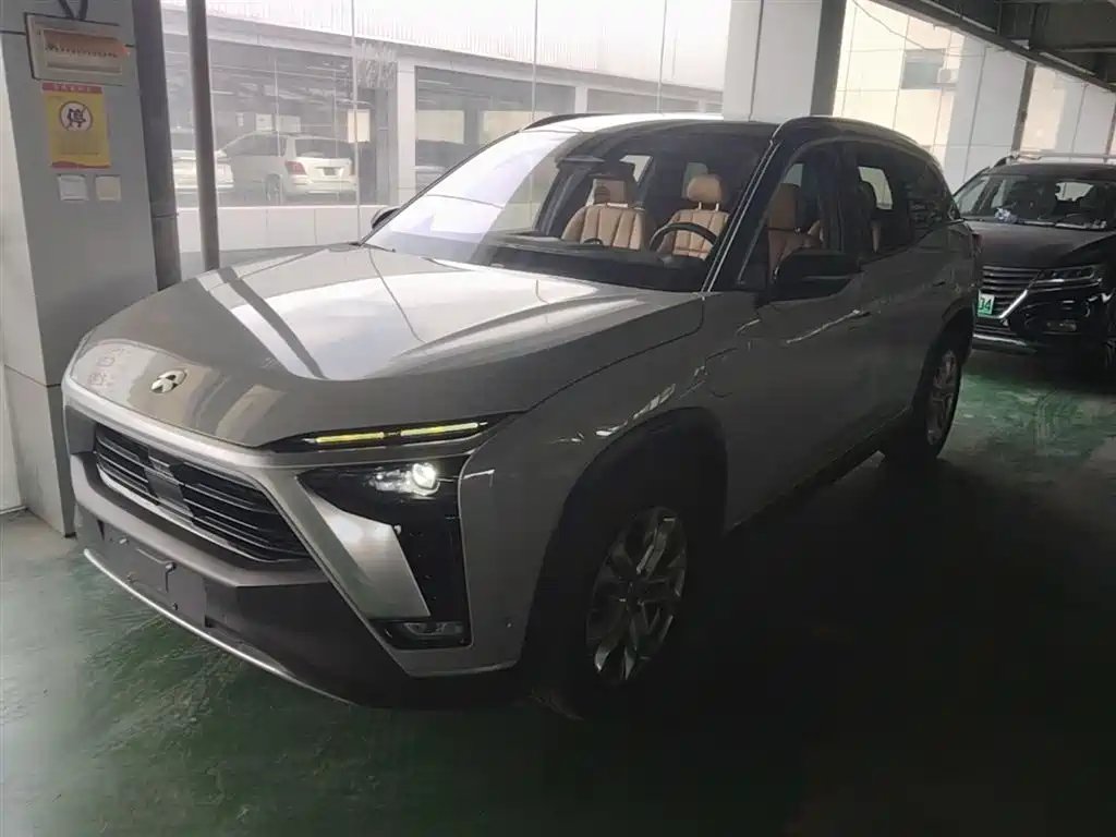 NIO ES8 2020