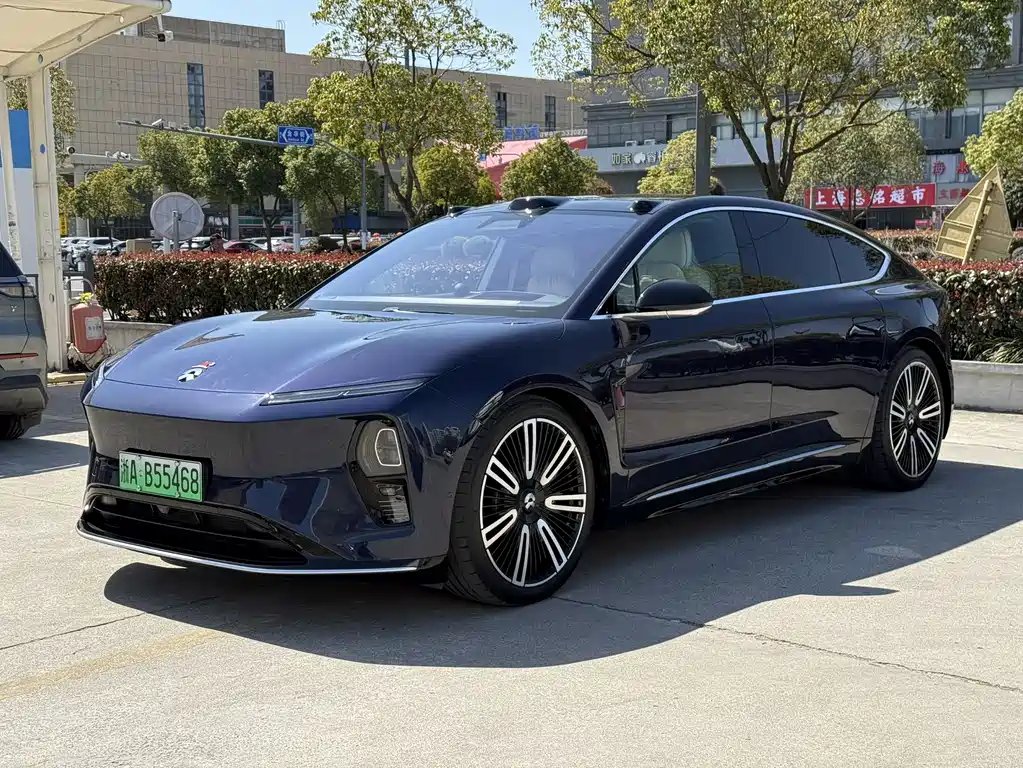 NIO ET9 2025