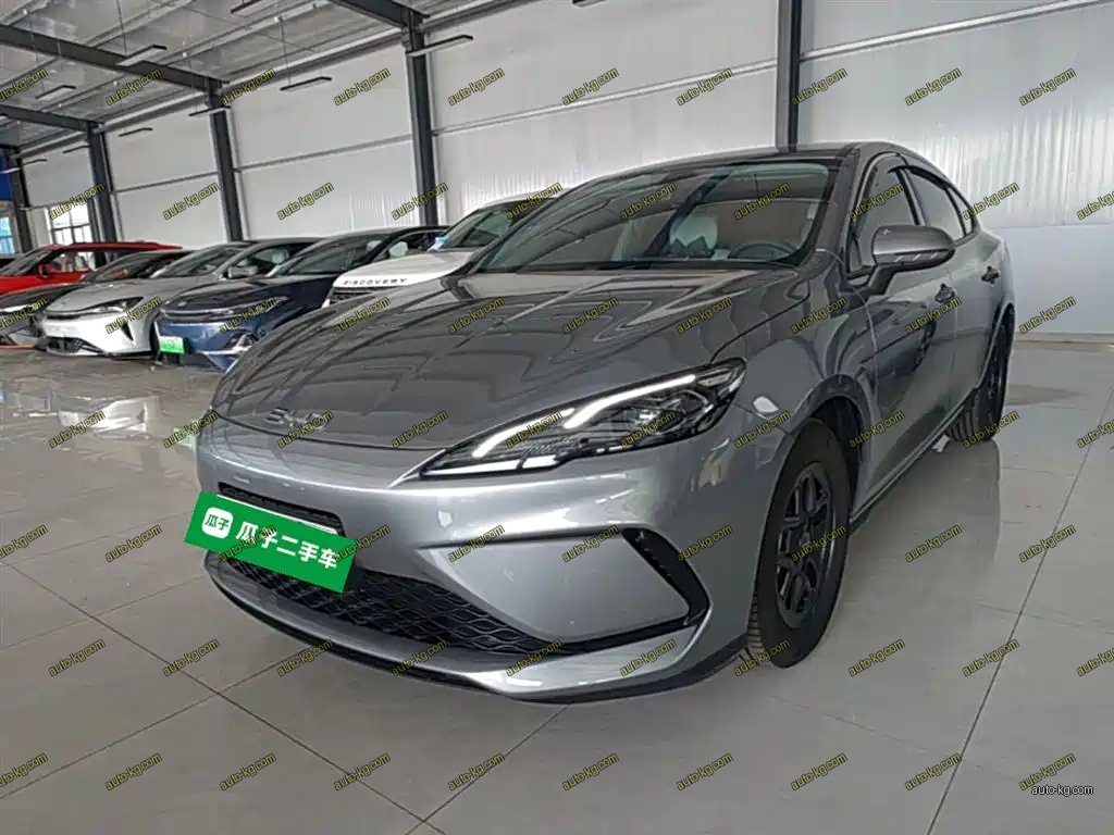 BYD Seal 05 DM-i 2025