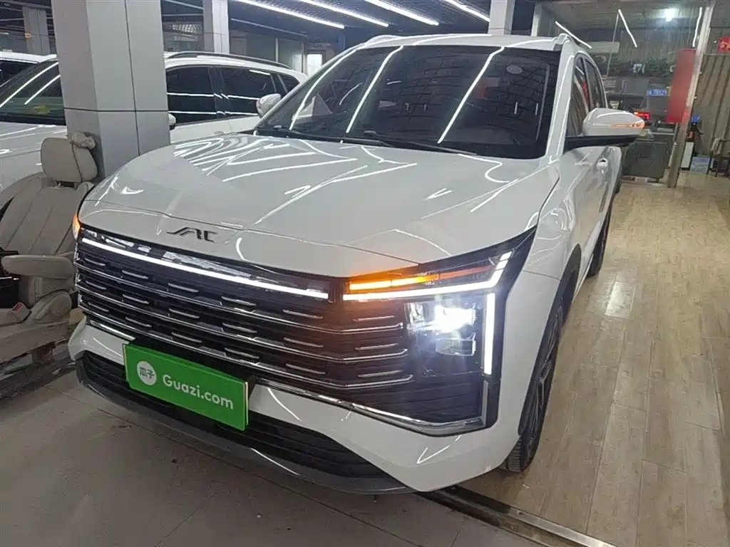 JAC JACX8 E Jia 2025